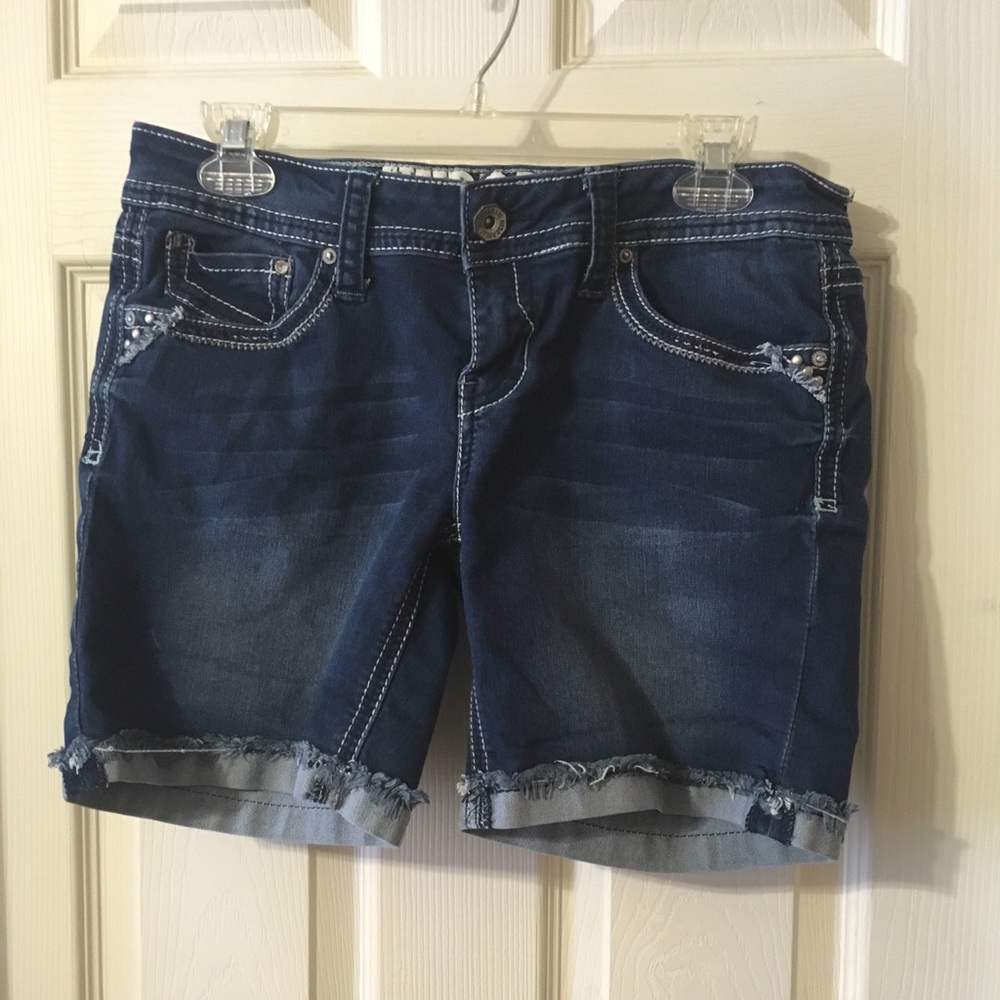 Hydraulic shorts